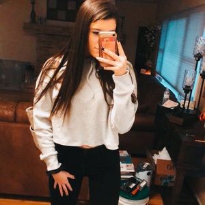 Meet your Posher, Angelina